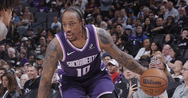 星空体育在线登录-德罗赞41+11科迪34+7 国王力克爵士两连胜