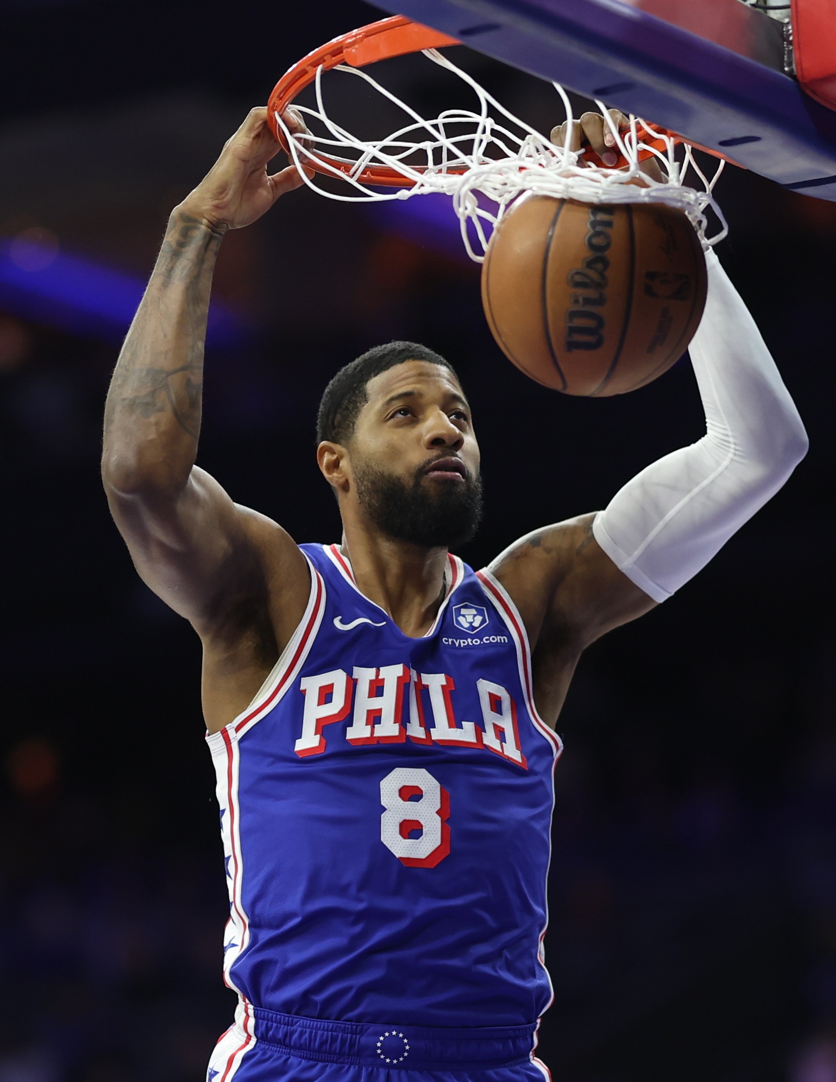 星空体育-乔大将军！乔治最近5场场均27分6.6板4助3断 投篮50% 三分42.6%