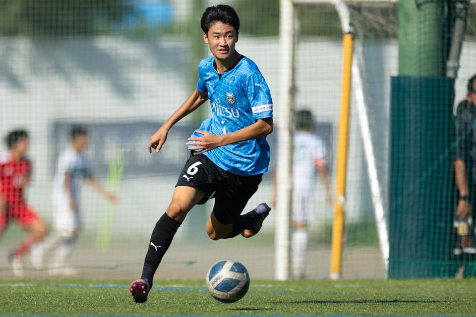 星空体育-关德晴代表日本U19首发,成为第2名代表日本参加土伦杯的华裔