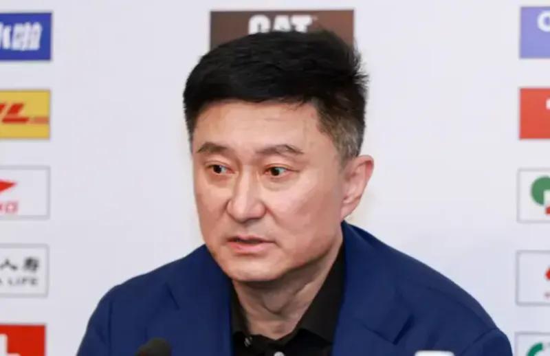星空体育官方入口-胜广厦发布会!杜锋肯定攻守直指篮球精神,奎因点出进攻发挥!